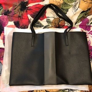 Vegan leather Vince Camuto bag